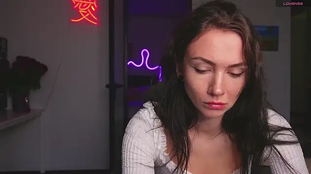 Limy Sweet online show from November 24, 8:25 am