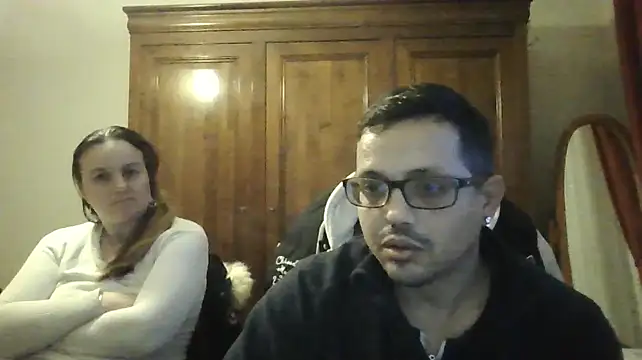 Snapshot of cpl9142 chatting on February 13, 5:44 pm cpl9142 online show from February 13, 5:44 pm