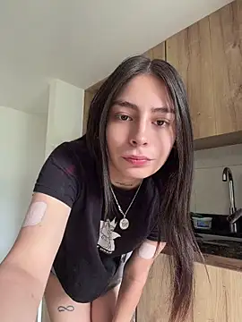 candycami19 online show from April 29, 4:55 pm