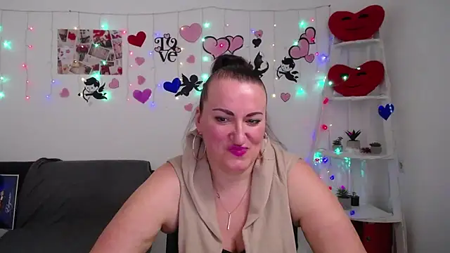 DianaMGG online show from March 6, 12:41 pm