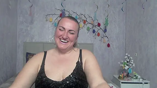 DianaMGG online show from April 13, 11:27 am