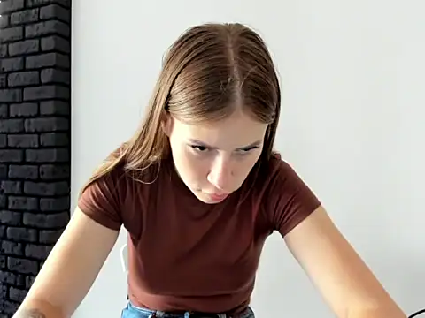 vikky s1 online show from September 15, 10:04 am