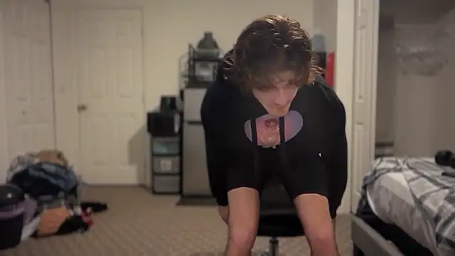 Snapshot of greekmythics chatting on November 11, 12:43 am greekmythics online show from November 11, 12:43 am