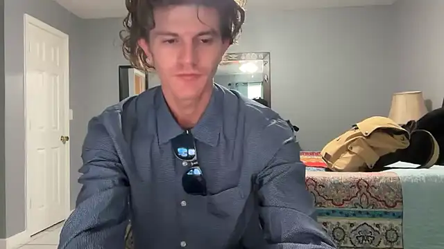 Snapshot of greekmythics chatting on December 4, 1:42 pm greekmythics online show from December 4, 1:42 pm