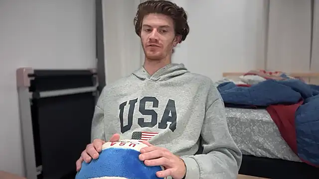 Snapshot of greekmythics chatting on December 16, 7:13 am greekmythics online show from December 16, 7:13 am