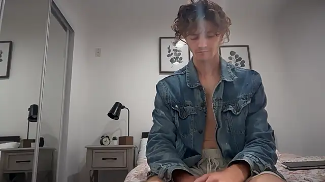 Snapshot of greekmythics chatting on December 20, 2:13 pm greekmythics online show from December 20, 2:13 pm