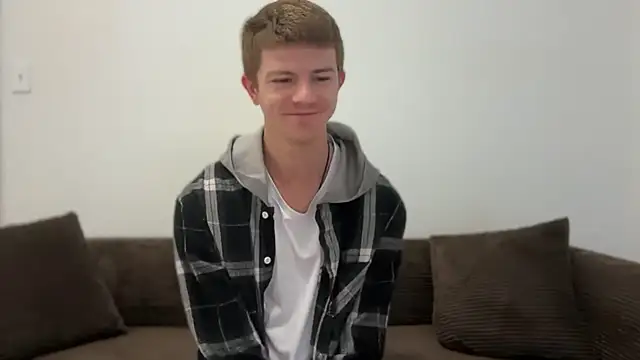 Snapshot of greekmythics chatting on February 1, 11:20 am greekmythics online show from February 1, 11:20 am