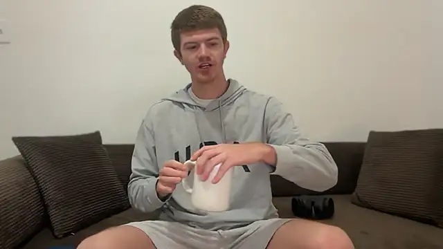 Snapshot of greekmythics chatting on February 7, 10:52 am greekmythics online show from February 7, 10:52 am