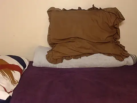 Karishma99  online show from October 7, 6:27 pm