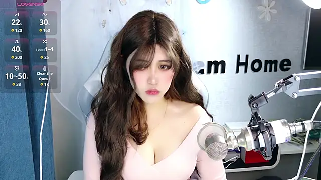 Snapshot of hanhan-baby chatting on February 22, 6:28 am hanhan-baby online show from February 22, 6:28 am