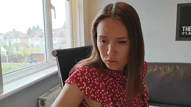 eatmypie69 online show from June 3, 9:23 am