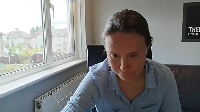 eatmypie69 online show from June 9, 9:43 am