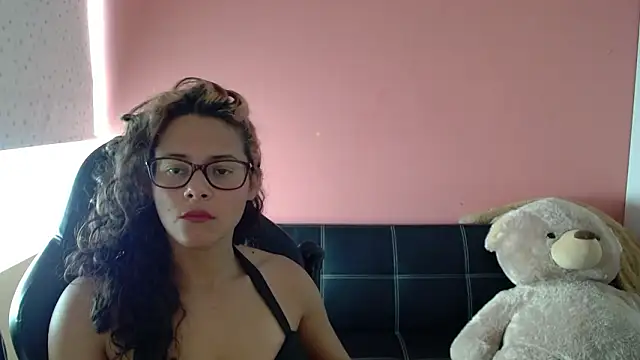 morahaze online show from February 6, 9:07 pm