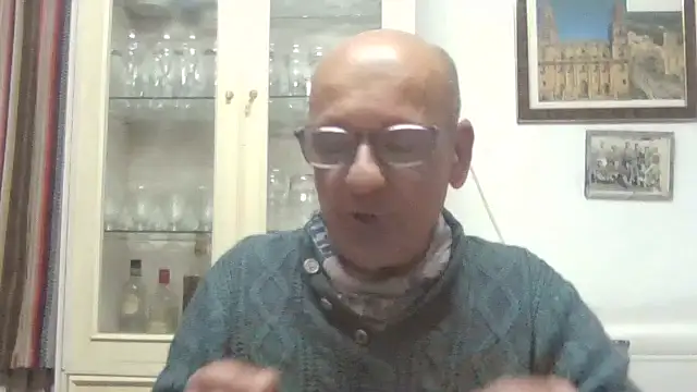 Snapshot of llopaco chatting on October 31, 7:04 pm llopaco online show from October 31, 7:04 pm