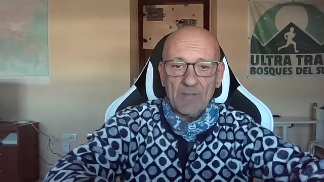 Snapshot of llopaco chatting on November 22, 12:37 pm llopaco online show from November 22, 12:37 pm