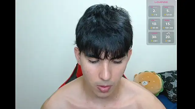 neithanzynxx online show from October 3, 8:17 pm