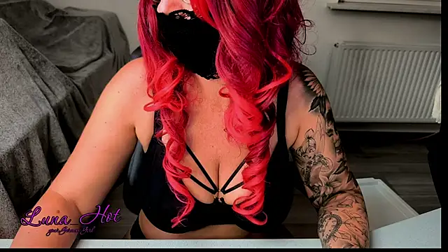 Lunalein online show from July 15, 6:46 pm