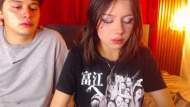 fyreandfox  online show from September 8, 7:46 pm