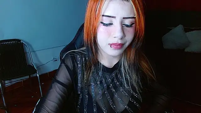 fyreandfox  online show from May 21, 8:38 pm