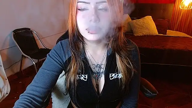 fyreandfox  online show from June 9, 4:40 pm