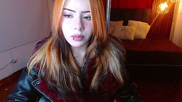 fyreandfox  online show from June 12, 8:30 pm