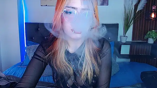fyreandfox  online show from July 8, 7:40 pm