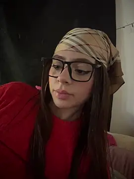 Snapshot of Danna_Myst chatting on March 27, 4:18 am Danna Myst online show from March 27, 4:18 am