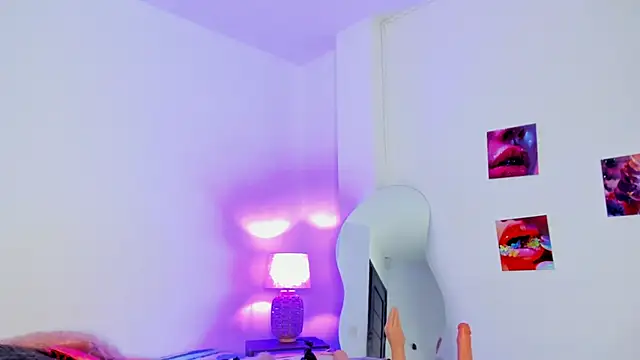 naomy 68 online show from October 17, 3:42 am