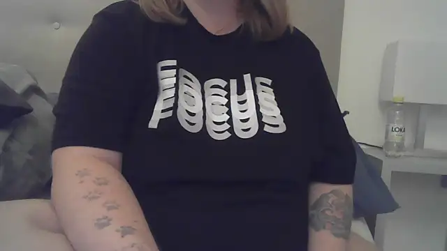 sizha6 online show from October 6, 9:18 am