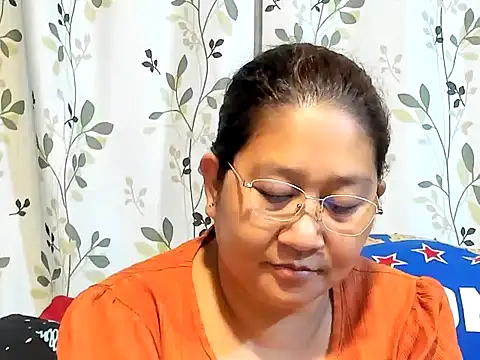 hotchubby88 online show from September 15, 10:59 am