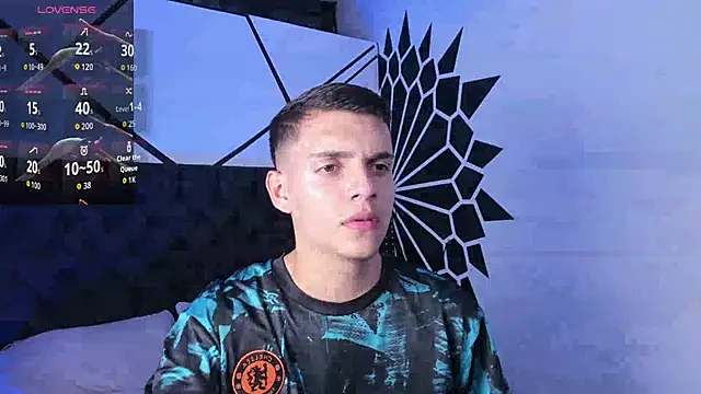 Snapshot of JacobRoberts1 chatting on September 27, 4:17 am JacobRoberts1 online show from September 27, 4:17 am