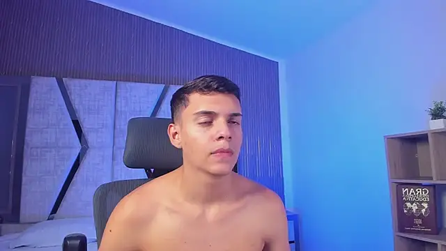 Snapshot of JacobRoberts1 chatting on October 3, 7:44 pm JacobRoberts1 online show from October 3, 7:44 pm