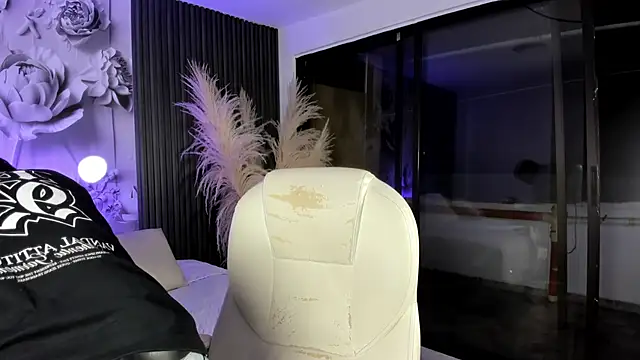 JacobRoberts1 online show from February 10, 5:11 am