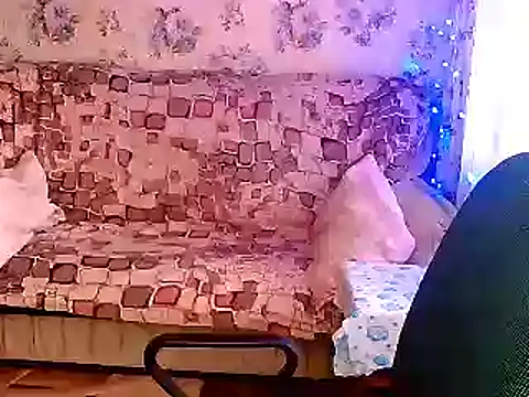 FlowerButterf online show from December 11, 7:53 am