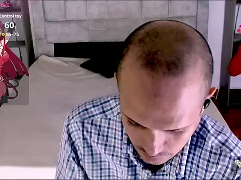 JhonTorres018 online show from March 25, 7:42 pm