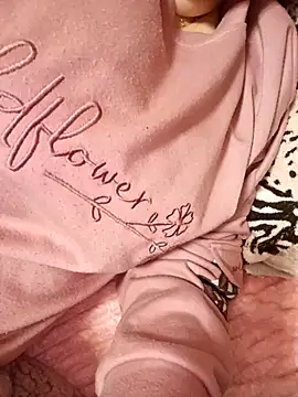 Snapshot of Sarabill chatting on February 14, 10:25 pm Sarabill online show from February 14, 10:25 pm