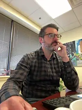 plaintreebull online show from May 6, 2:33 pm