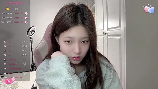 YaYa-521 online show from March 18, 6:37 pm