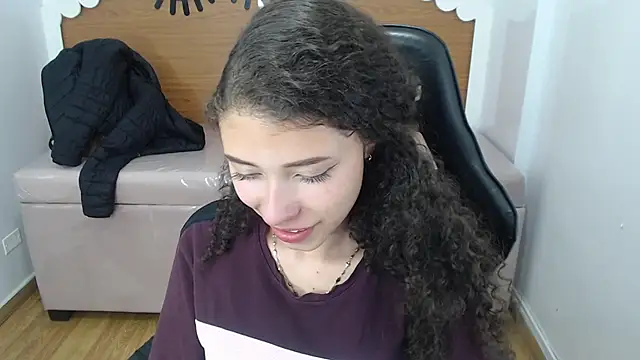 danatella a online show from October 8, 1:58 am