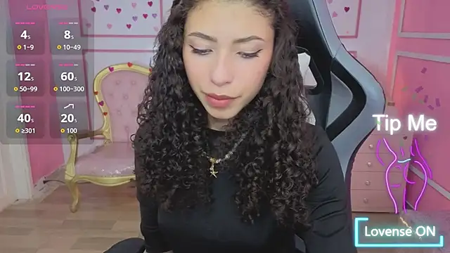 danatella a online show from January 13, 8:03 pm