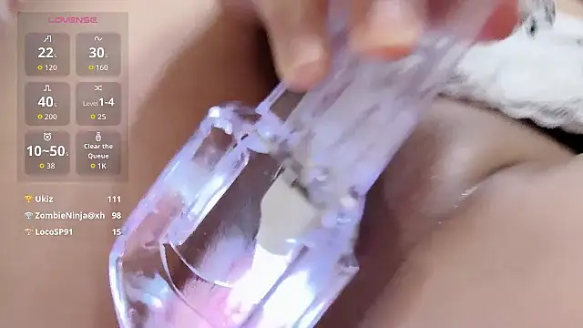 yueyue2003 online show from March 11, 12:55 pm