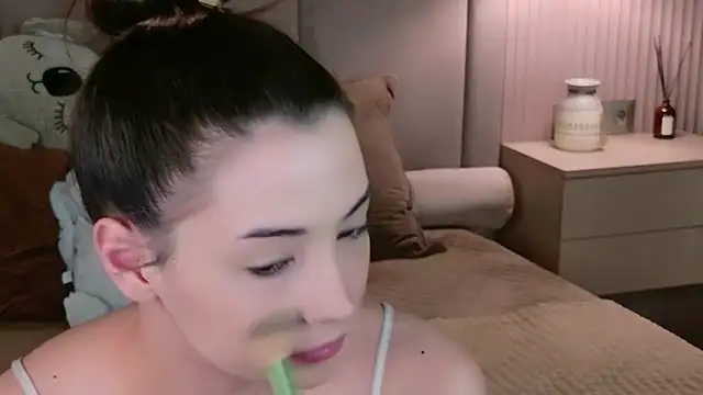 Alice Deleon online show from June 25, 11:04 am