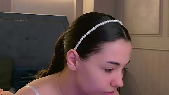 Alice Deleon online show from July 29, 10:57 am