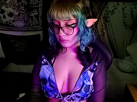 blue katt online show from October 4, 9:57 pm