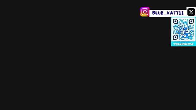 Snapshot of blue_katt chatting on May 4, 3:13 am blue katt online show from May 4, 3:13 am