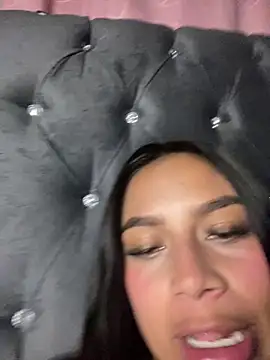 Emily sharlot online show from February 20, 6:26 am