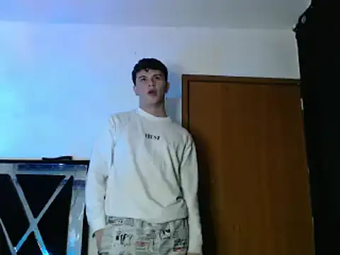 Smith boy 25 online show from March 13, 1:21 am