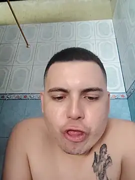 cristhofer001 online show from March 22, 7:06 pm