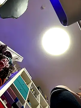 sexymelli18 online show from October 11, 6:50 pm