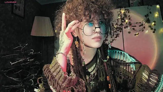 Snapshot of Dizer_clopy chatting on September 10, 3:01 pm Dizer clopy online show from September 10, 3:01 pm